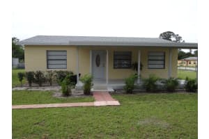 2220 N 43rd St, Fort Pierce, FL 34946, Sold 01/29/18