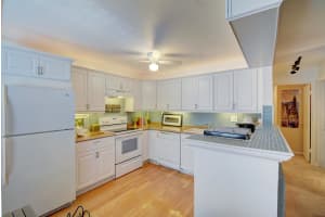 810 Lake Shore Dr, Lake Park, FL 33403, Sold 12/27/17