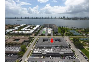 810 Lake Shore Dr, Lake Park, FL 33403, Sold 12/27/17