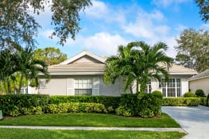 316 NW Bentley Cir, Port St. Lucie, FL 34986, Sold 11/16/18