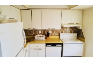 505 SW 3rd St, Boca Raton, FL 33432, Sold 01/31/18