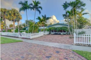 1110 SW 2nd St, Boca Raton, FL 33486, Sold 12/18/17