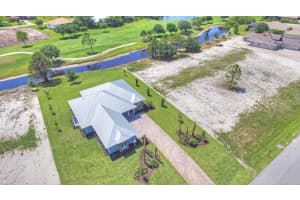 1124 SW Squire Johns Ln, Palm City, FL 34990, Sold 10/01/18