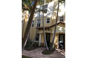 2686 N Federal Hwy, Boynton Beach, FL 33435, Sold 03/04/19