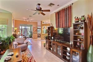 1400 Winding Oaks Cir W A403, Vero Beach, FL 32963, Sold 12/15/17
