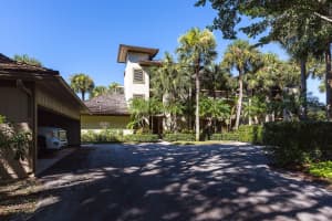 2785 Polo Island Dr APT J301, Wellington, FL 33414, Sold 12/28/17