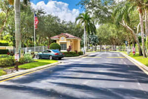 41 Sausalito Dr, Boynton Beach, FL 33436, Sold 01/18/18