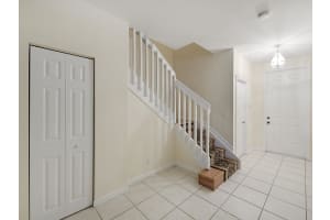 2823 S Evergreen Cir, Boynton Beach, FL 33426, Sold 03/26/18