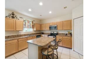 2823 S Evergreen Cir, Boynton Beach, FL 33426, Sold 03/26/18