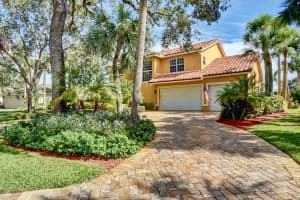 2895 Hampton Cir E, Delray Beach, FL 33445, Sold 09/26/18