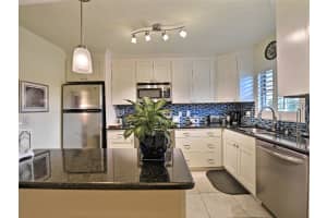 1300 Seaway Dr d5, Fort Pierce, FL 34949, Sold 12/08/17