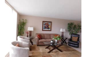 5344 Woodland Lakes Dr, Palm Beach Gardens, FL 33418, Sold 01/09/18