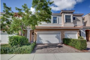 154 Astor Cir, Delray Beach, FL 33484, Sold 12/22/17