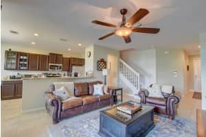 154 Astor Cir, Delray Beach, FL 33484, Sold 12/22/17