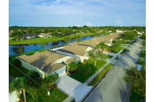 MLS# R10382062, Vero Beach, Florida 32960