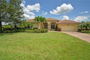 MLS# R10382107, Vero Beach, Florida 32968