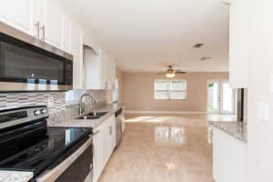 5086 NW 5th St, Delray Beach, FL 33445, Sold 01/19/18