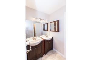 5086 NW 5th St, Delray Beach, FL 33445, Sold 01/19/18