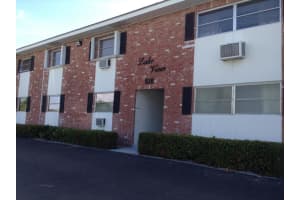 810 Lake Shore Dr, Lake Park, FL 33403, Sold 12/01/17