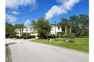 2700 Creekside Dr, Fort Pierce, FL 34981, Sold 05/25/18