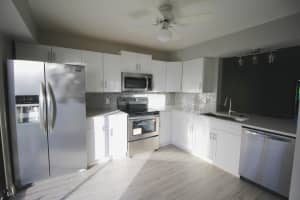 208 Lakeview Dr E, Royal Palm Beach, FL 33411, Sold 12/22/17