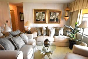 2941 Angler Dr, Delray Beach, FL 33445, Sold 12/15/17