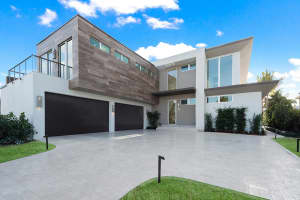 913 N Atlantic Dr, Lantana, FL 33462, Sold 03/27/18