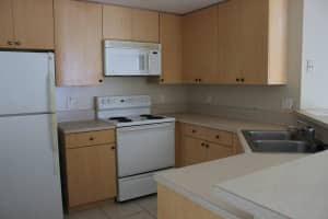 5032 Lantana Rd, Lake Worth, FL 33463, Sold 02/15/18