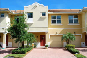 1736 Via Sofia, Boynton Beach, FL 33426, Sold 12/26/17
