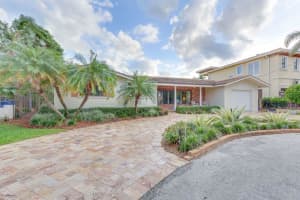 826 Ocean Inlet Dr, Boynton Beach, FL 33435, Sold 01/16/18