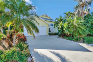 46 SW Cabana Point Cir, Stuart, FL 34994, Sold 04/30/18