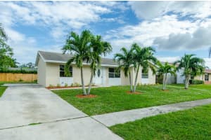 6596 Athena Dr, Lake Worth, FL 33463, Sold 03/21/18