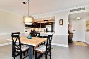 555 SE 6th Ave, Delray Beach, FL 33483, Sold 04/30/18