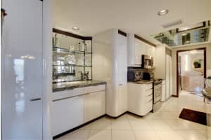 300 SE 5th Ave # 1170, Boca Raton, FL 33432, Sold 03/21/18