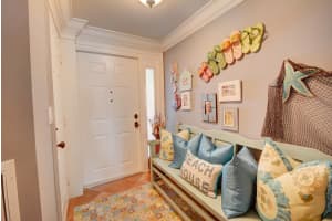 886 Jeffery St, Boca Raton, FL 33487, Sold 04/03/18