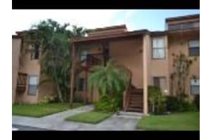 1207 Lakeview Dr E, Royal Palm Beach, FL 33411, Sold 09/28/18