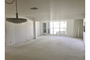 107 NE 2nd Ave, Delray Beach, FL 33444, Sold 04/10/18