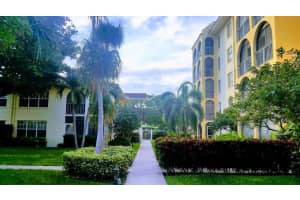 250 NE 20th St, Boca Raton, FL 33431, Sold 03/23/18