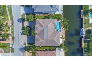 800 NE 71st St, Boca Raton, FL 33487, Sold 05/01/18