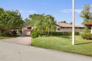 8156 Pine Cir, Tamarac, FL 33321, Sold 03/30/18