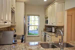 6360 Park Lake Cir, Boynton Beach, FL 33437, Sold 01/26/18