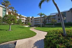 MLS# R10388168, Vero Beach, Florida 32963