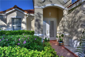 4117 W 16th Square, Vero Beach, FL 32967, Sold 02/23/18