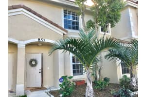 857 Summit Lake Dr, West Palm Beach, FL 33406, Sold 02/13/18