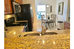 857 Summit Lake Dr, West Palm Beach, FL 33406, Sold 02/13/18