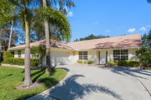9407 Bent Pine Cir W, Lake Worth, FL 33467, Sold 01/25/18