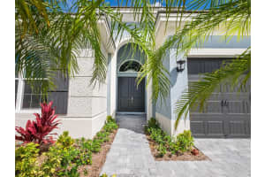 9197 Greenspire Ln, Lake Worth, FL 33467, Sold 10/31/18