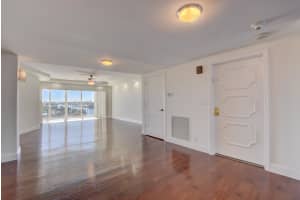 400 Seasage Dr, Delray Beach, FL 33483, Sold 02/22/18