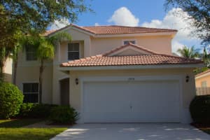 6404 Suntree Ct, Greenacres, FL 33413, Sold 05/31/18