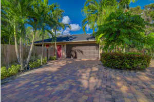 8515 Thousand Pines Cir, West Palm Beach, FL 33411, Sold 04/12/18